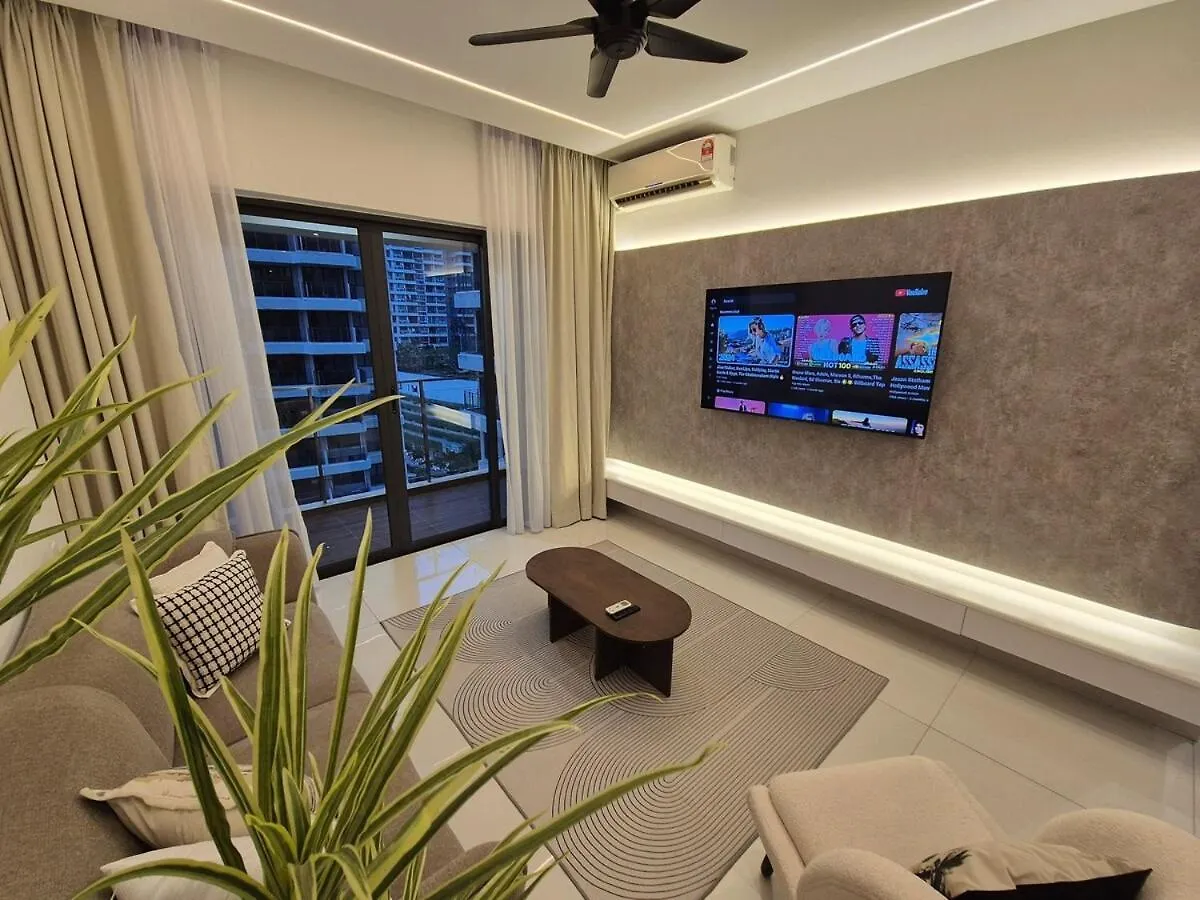 Newly Renovated Modern Luxury Suites For 6 Pax Johor Bahru 0*,  Malajsie