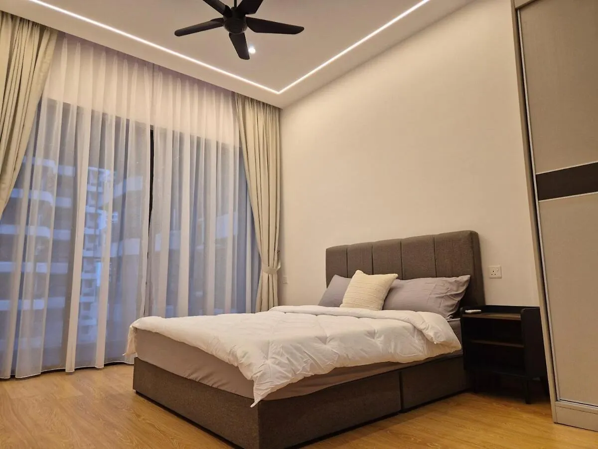 公寓 Newly Renovated Modern Luxury Suites For 6 Pax 新山 马来西亚